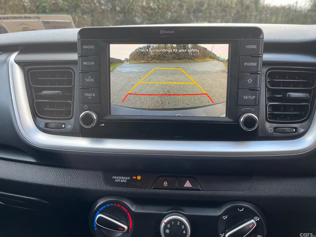 Kia Stonic Estate/Jeep, Petrol, 2020, Blue