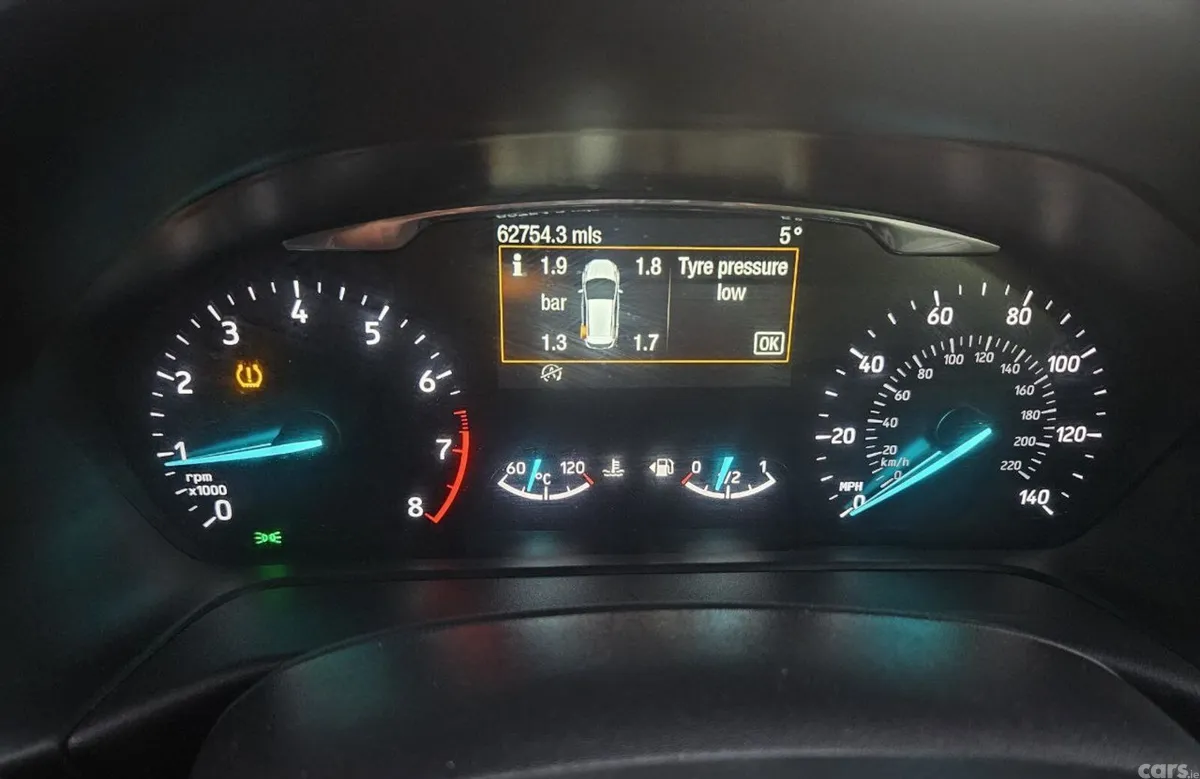 Ford Fiesta Hatchback, Petrol, 2017, Grey