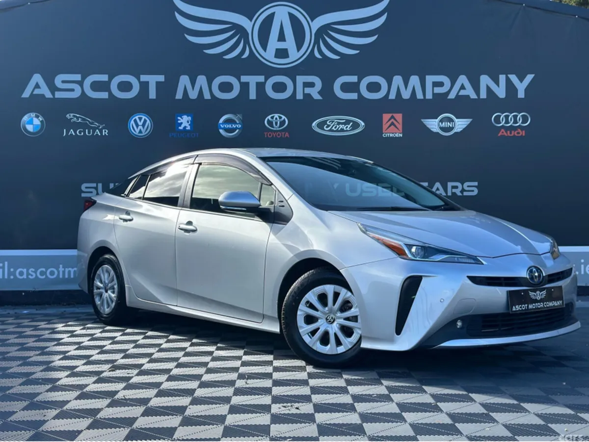 Toyota Prius Saloon, Petrol Hybrid, 2021, Silver