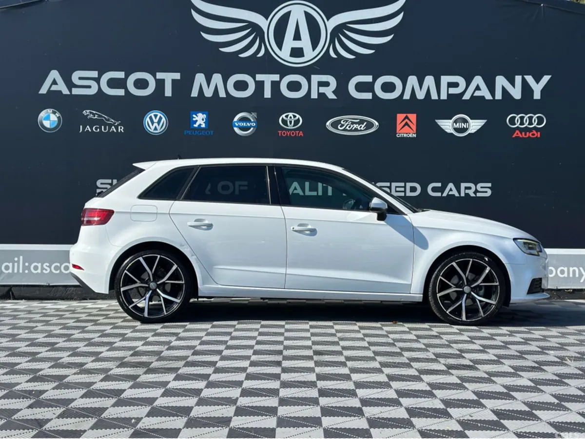 Audi A3 Hatchback, Diesel, 2017, White