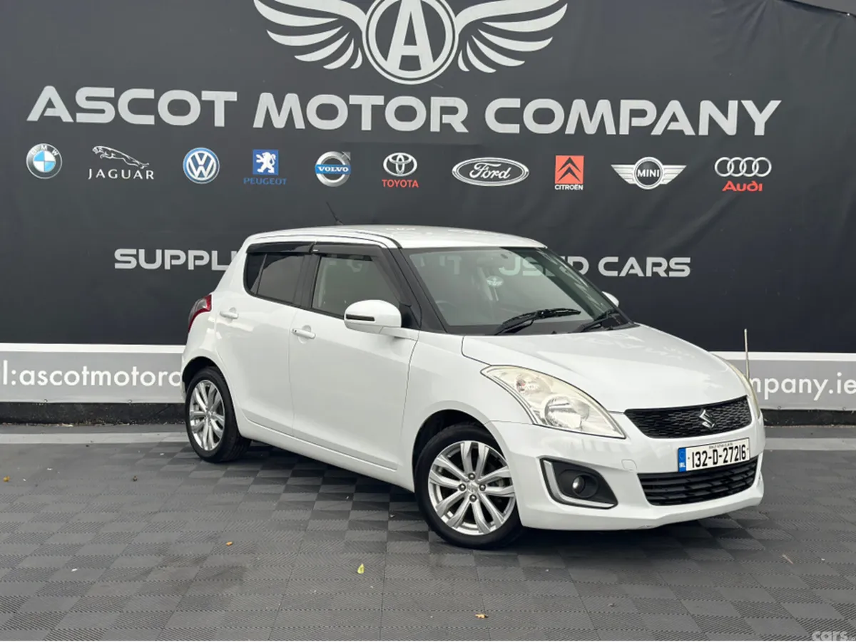 Suzuki Swift Hatchback, Petrol, 2013, White