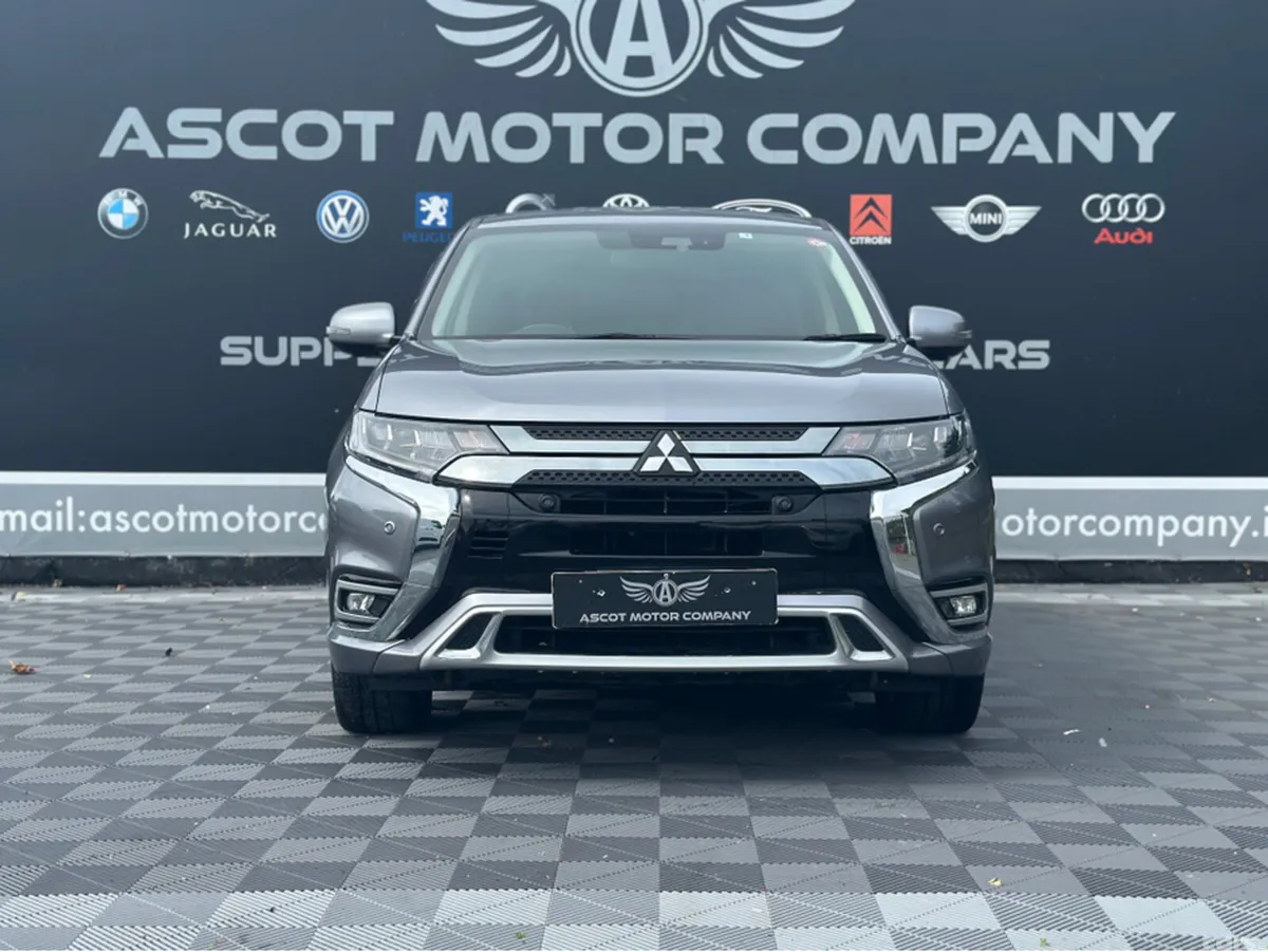 Mitsubishi Outlander MPV, Petrol, 2019, Grey