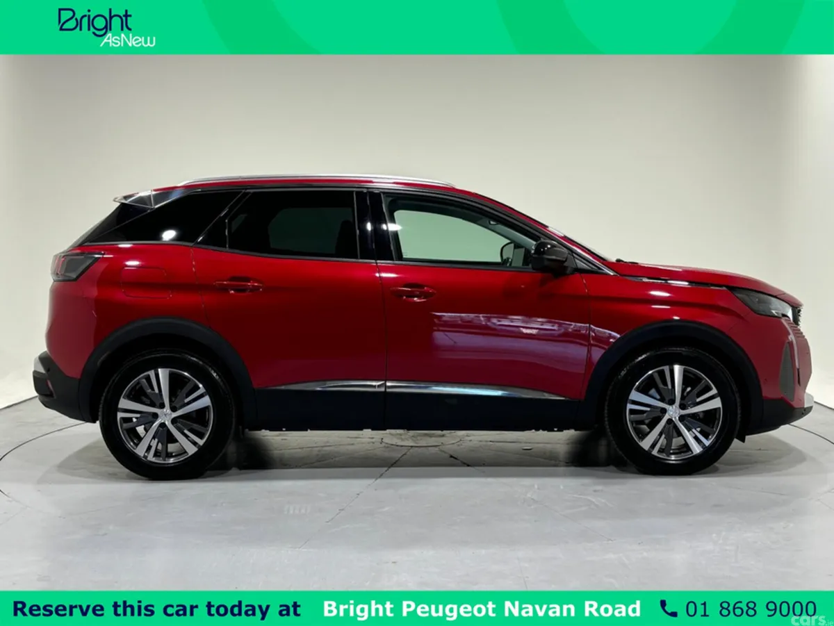 Peugeot 3008 MPV, Diesel, 2022, Red