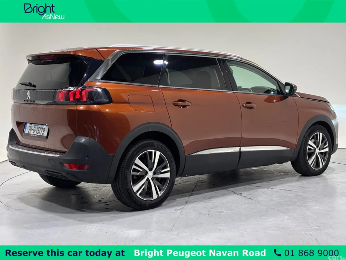 Peugeot 5008 MPV, Diesel, 2021, Brown