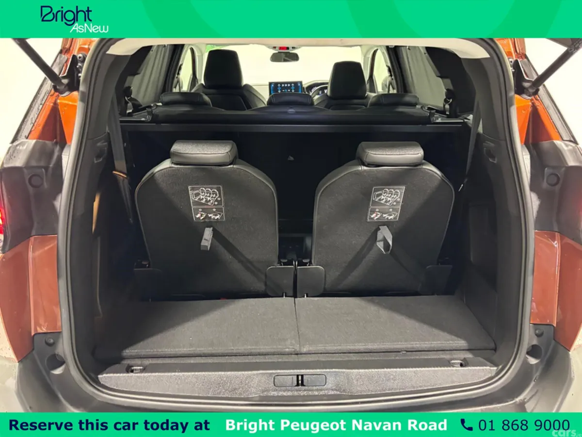 Peugeot 5008 MPV, Diesel, 2021, Brown