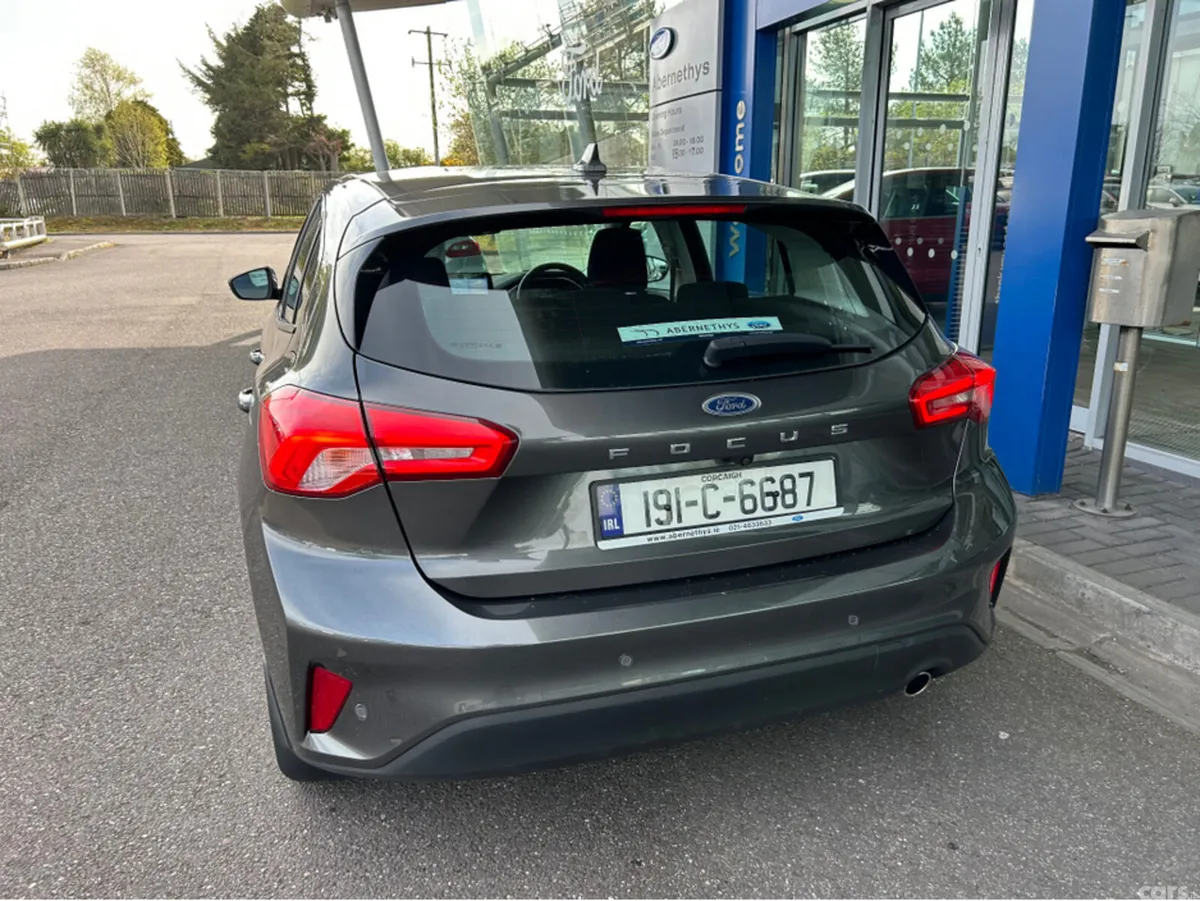Ford Focus Hatchback, Diesel, 2019, Grey