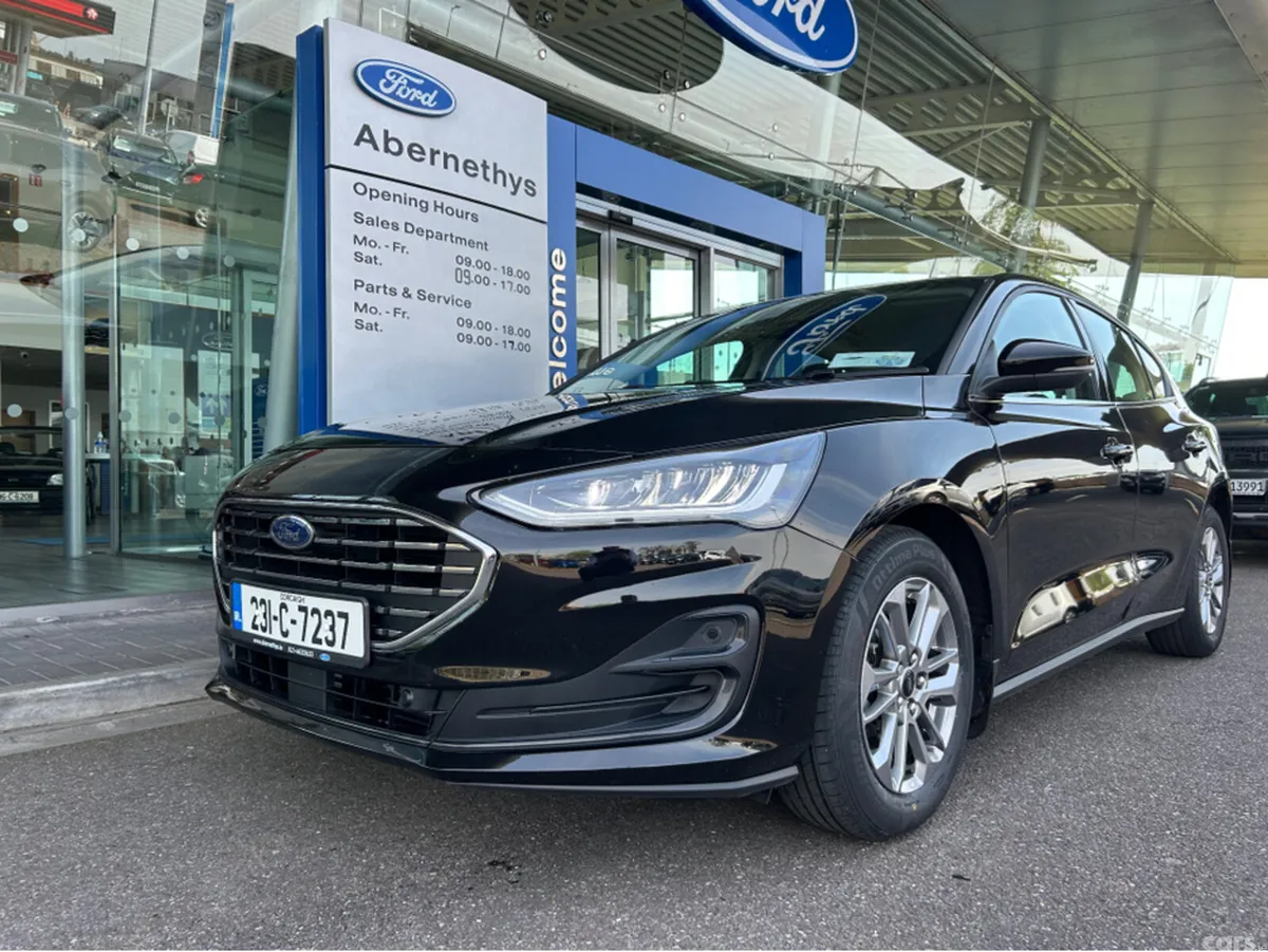 Ford Focus Hatchback, Petrol, 2023, Black