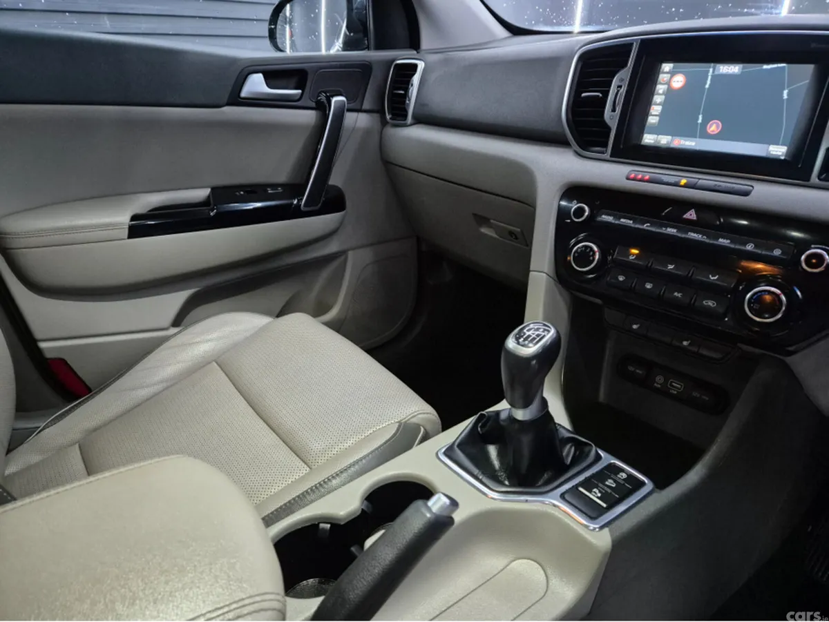 Kia Sportage MPV, Diesel, 2018, Blue
