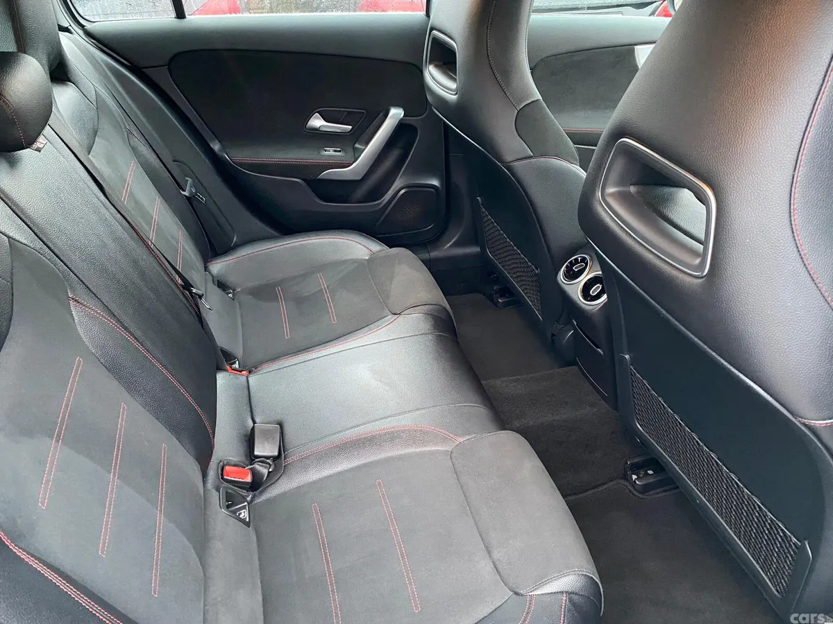 Mercedes-Benz A-Class Estate/Jeep, Petrol, 2019, White
