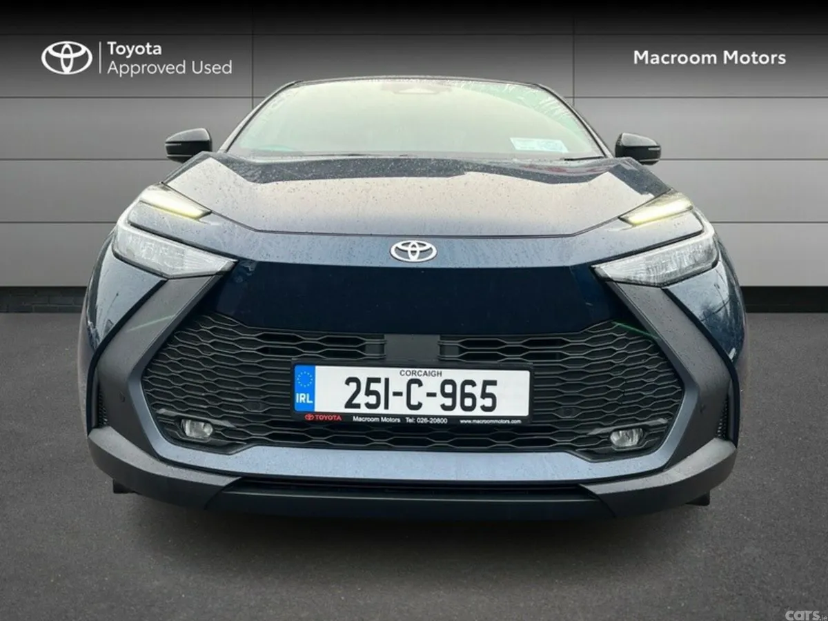 Toyota C-HR SUV, Petrol Hybrid, 2025, Blue