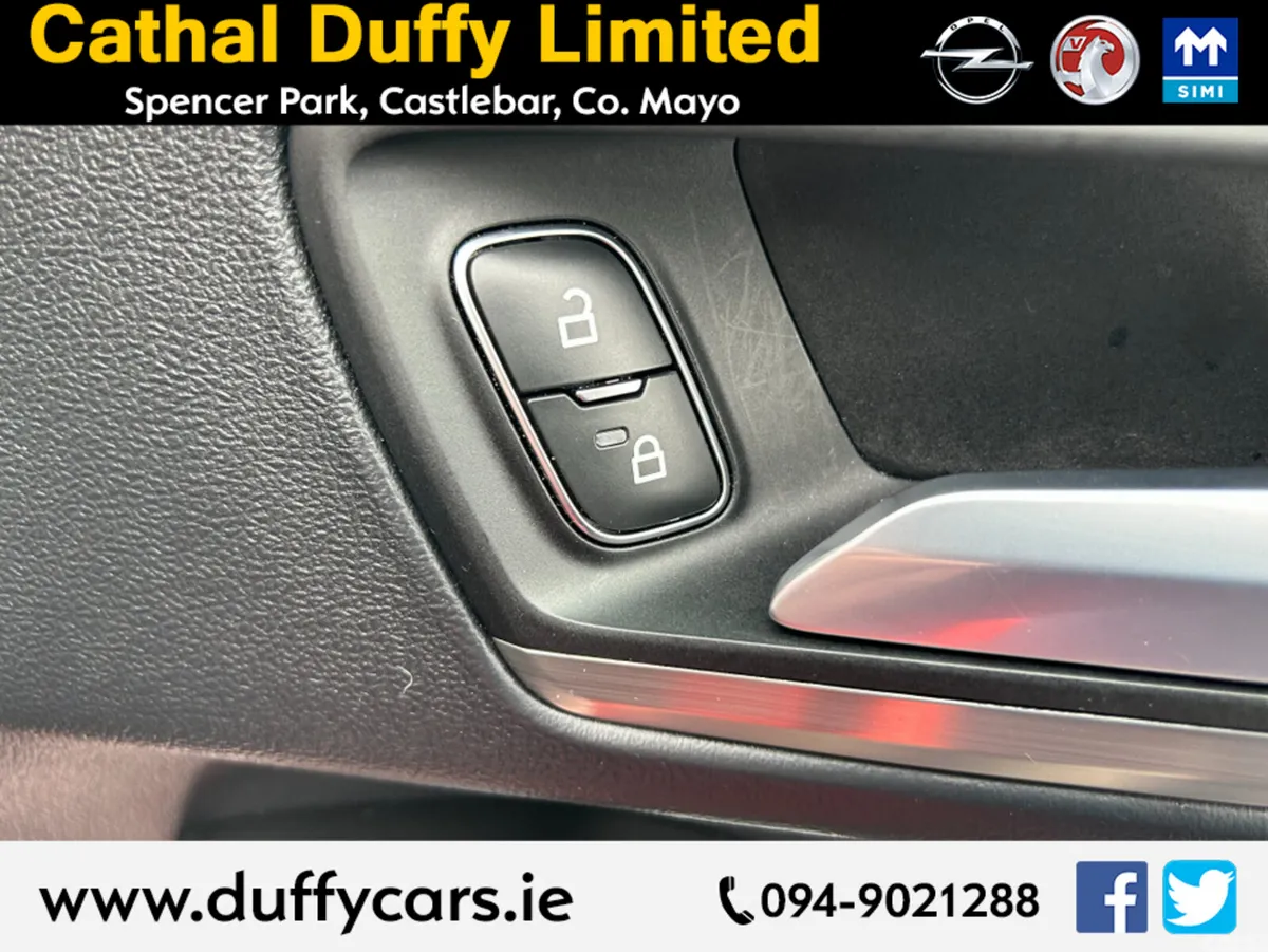 Ford Focus Hatchback, Petrol, 2020, Red