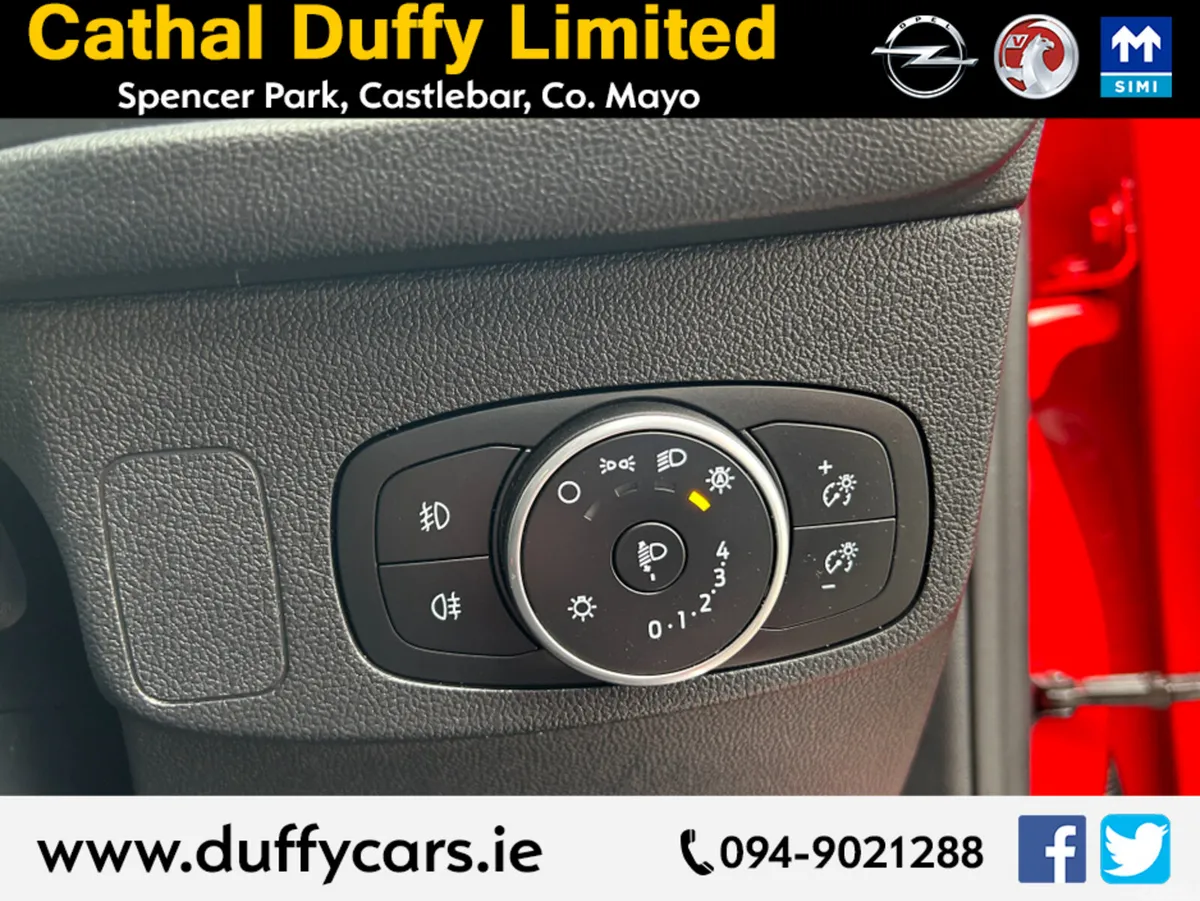 Ford Focus Hatchback, Petrol, 2020, Red
