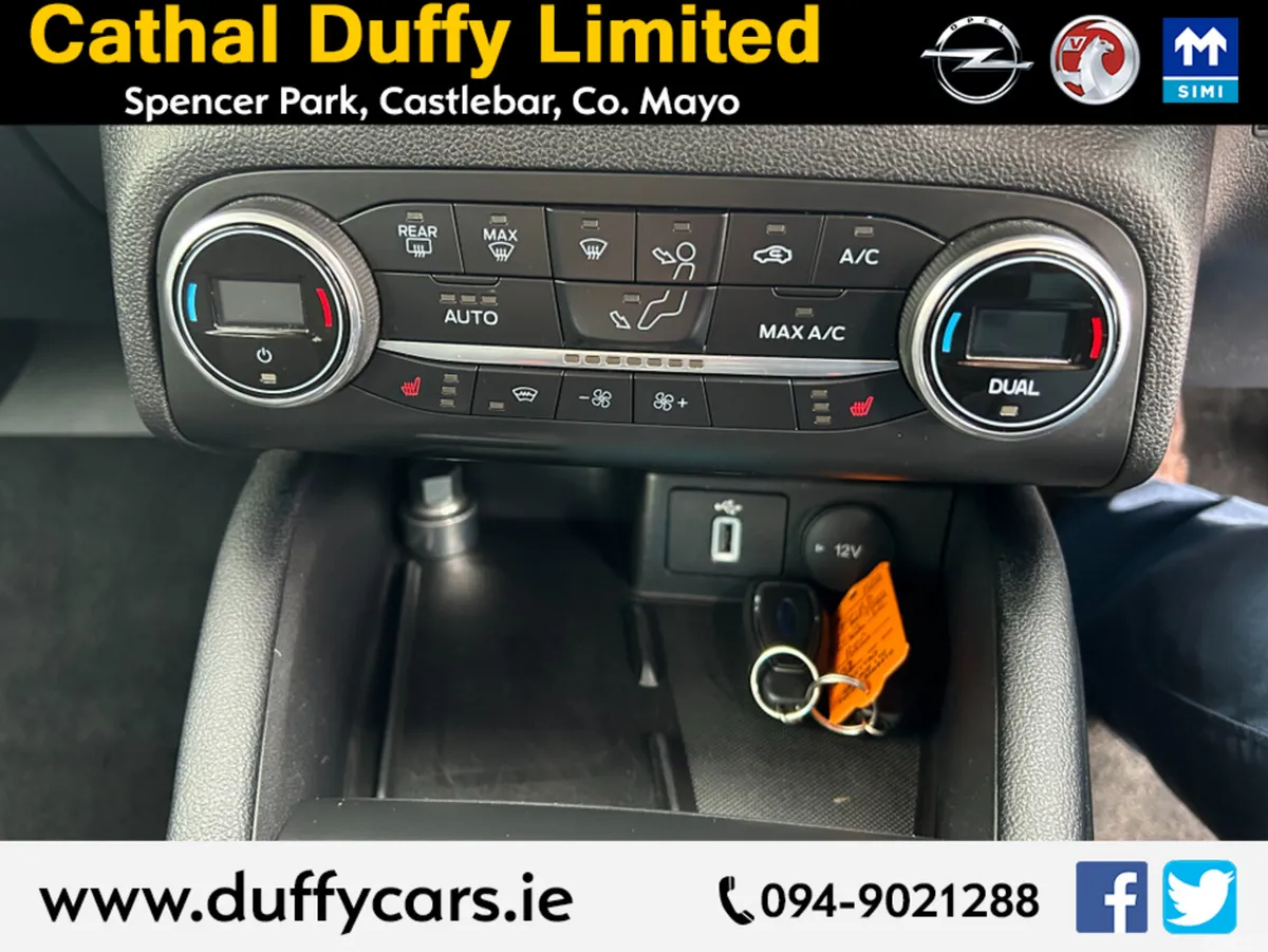 Ford Focus Hatchback, Petrol, 2020, Red