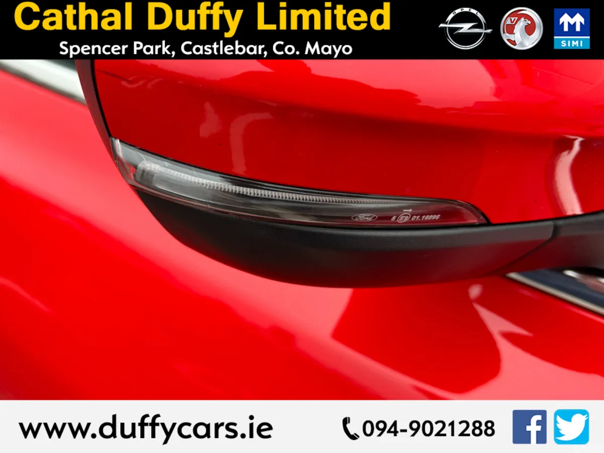 Ford Focus Hatchback, Petrol, 2020, Red