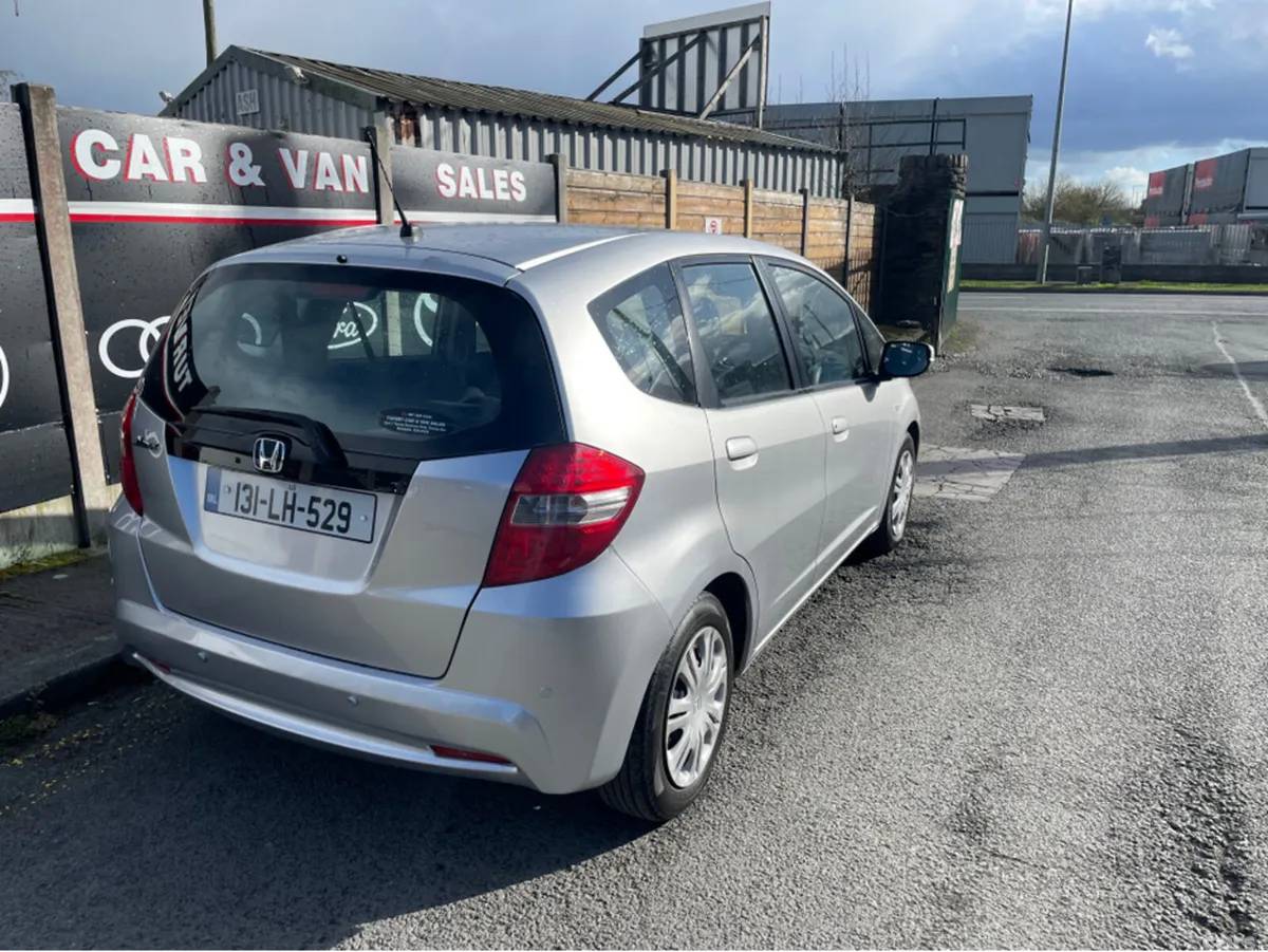 Honda Jazz Hatchback, Petrol, 2013, Grey