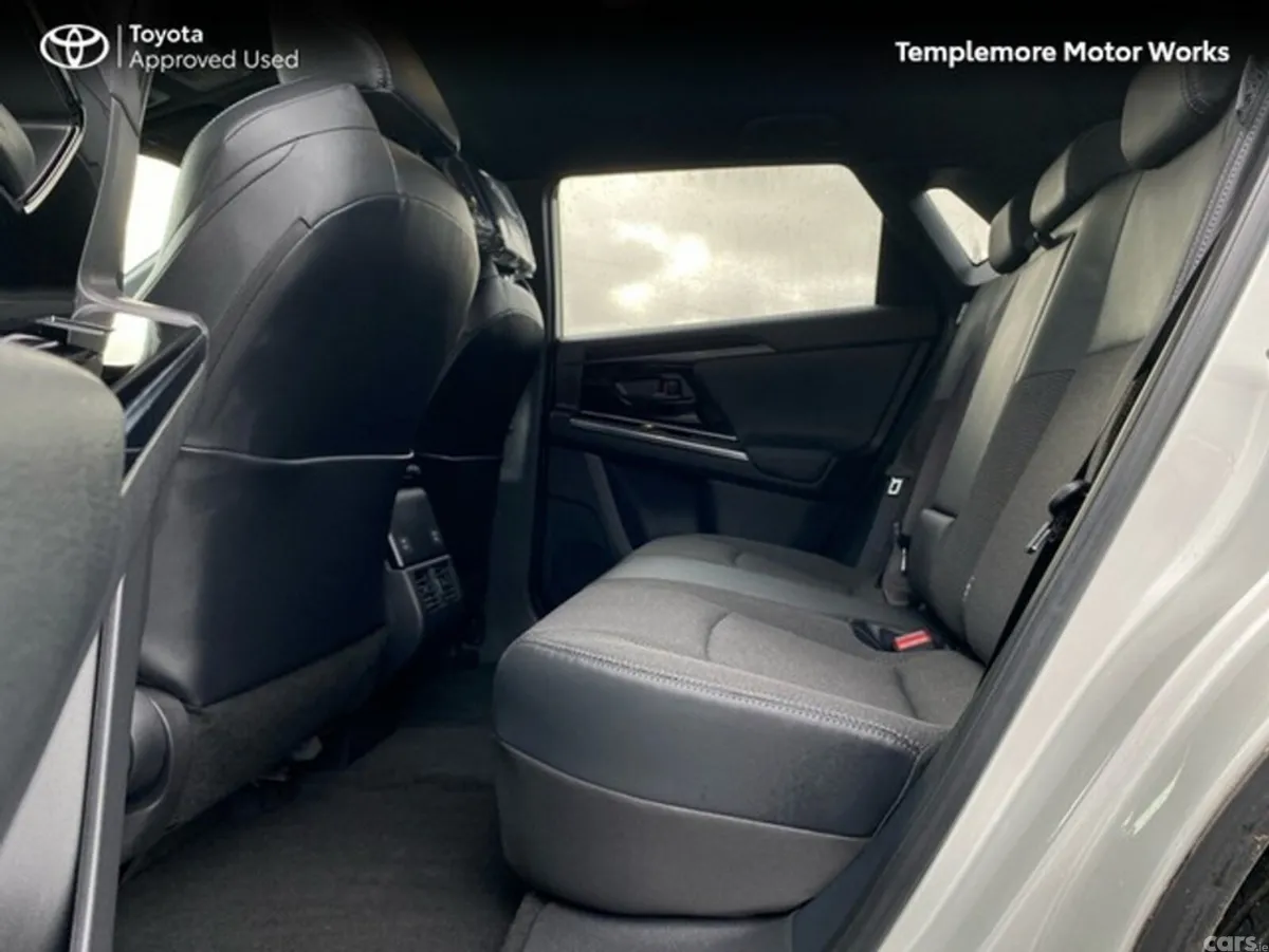 Toyota bZ4X Estate, Electric, 2024, Silver