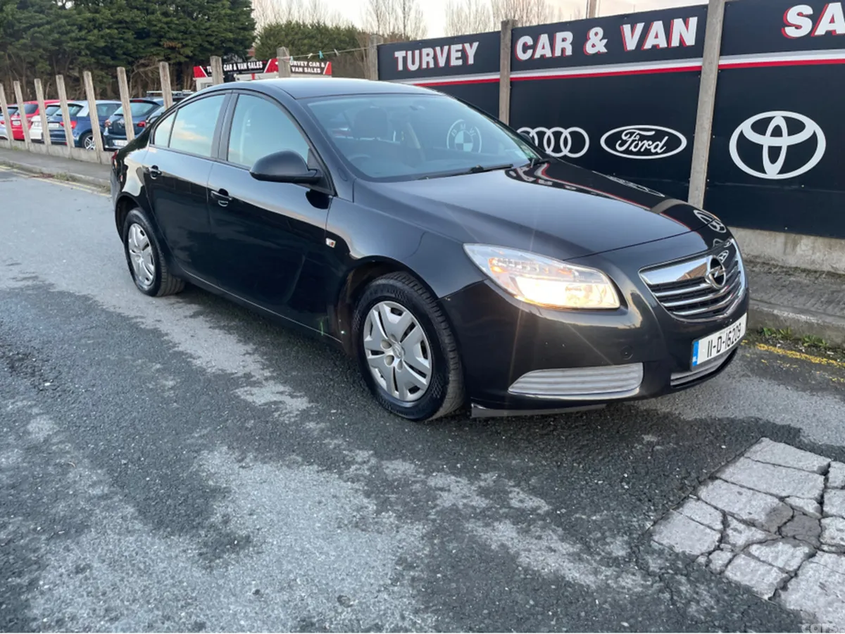 Opel Insignia Hatchback, Diesel, 2011, Black