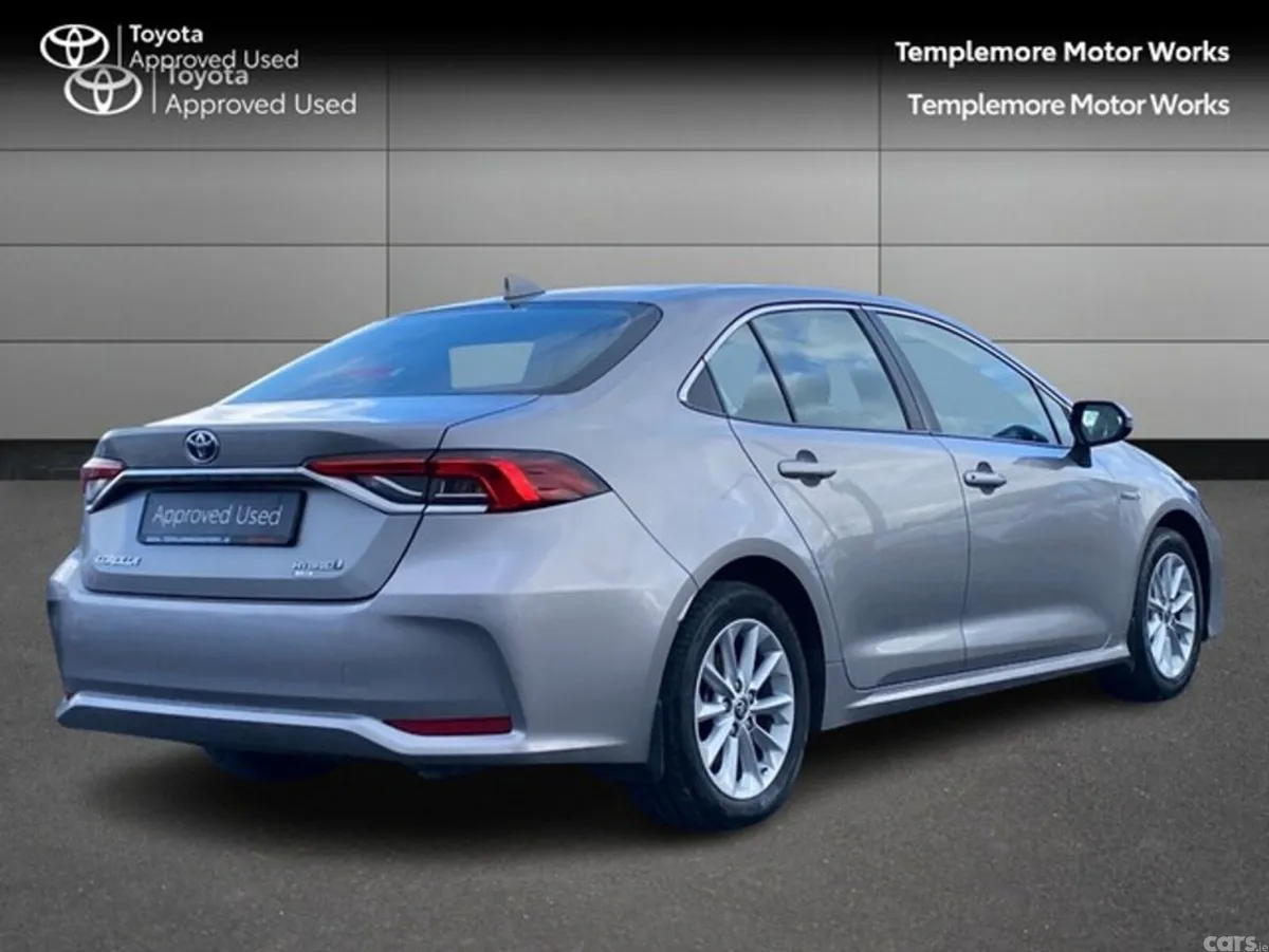 Toyota Corolla Saloon, Petrol Hybrid, 2021, Grey