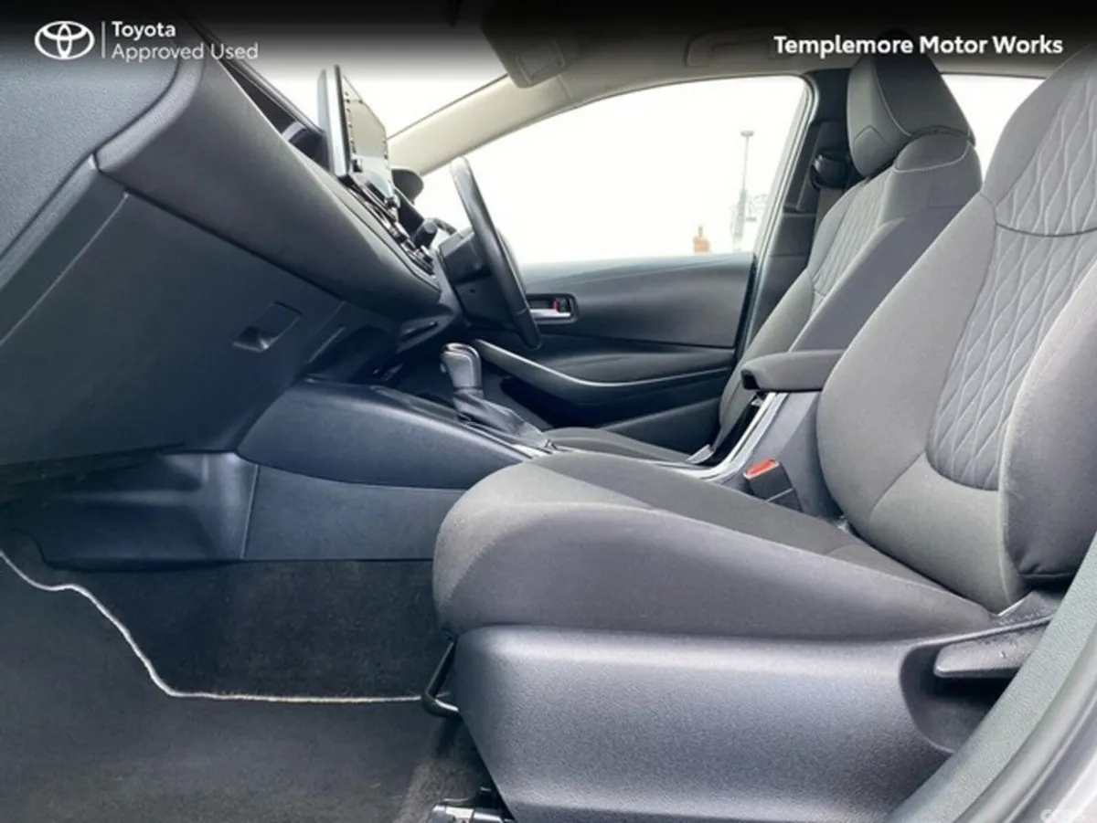 Toyota Corolla Saloon, Petrol Hybrid, 2021, Grey