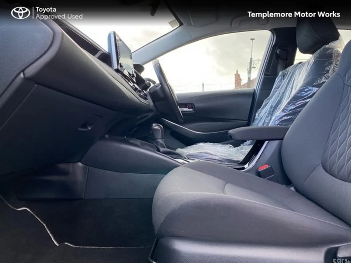 Toyota Corolla Saloon, Petrol Hybrid, 2022, Black