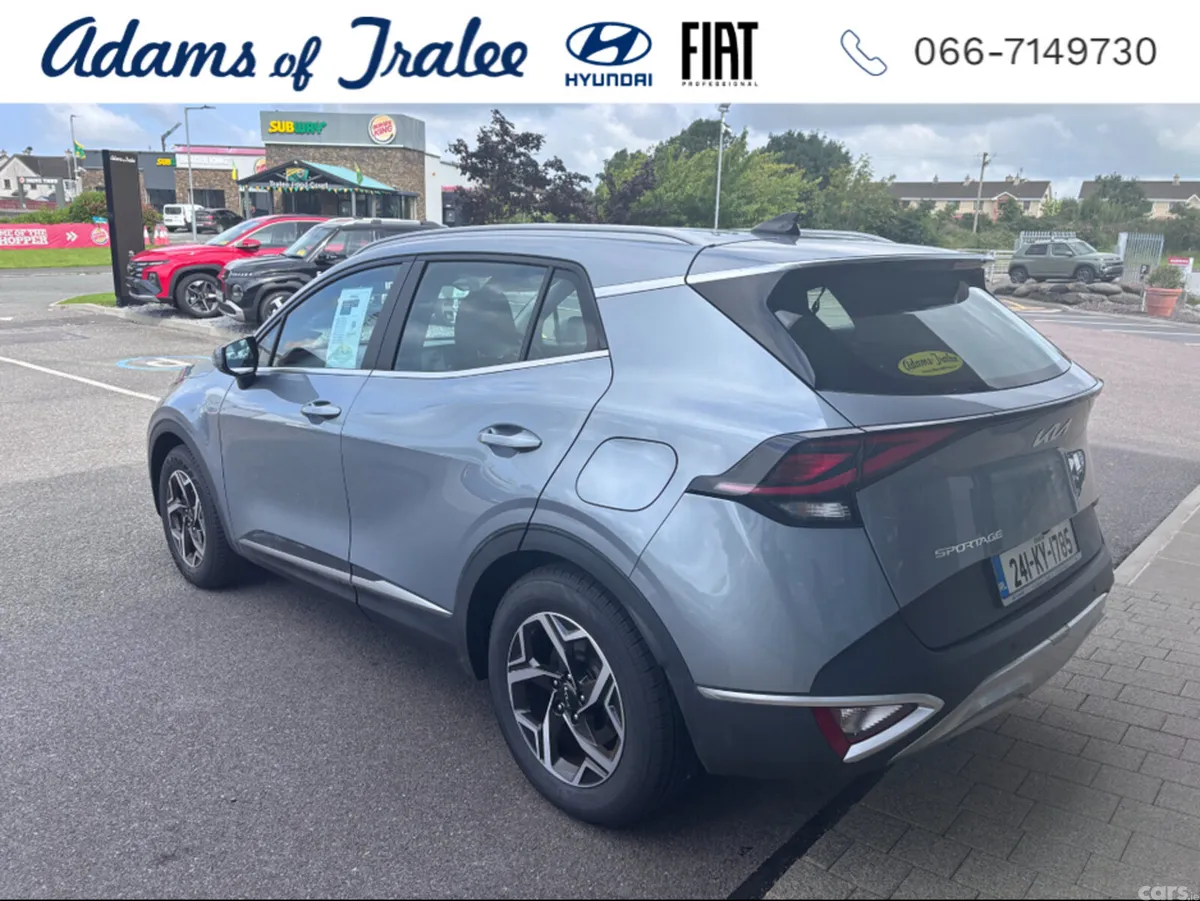 Kia Sportage MPV, Diesel, 2024, Grey