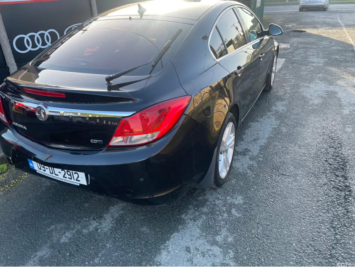 Vauxhall Insignia Hatchback, Diesel, 2009, Black