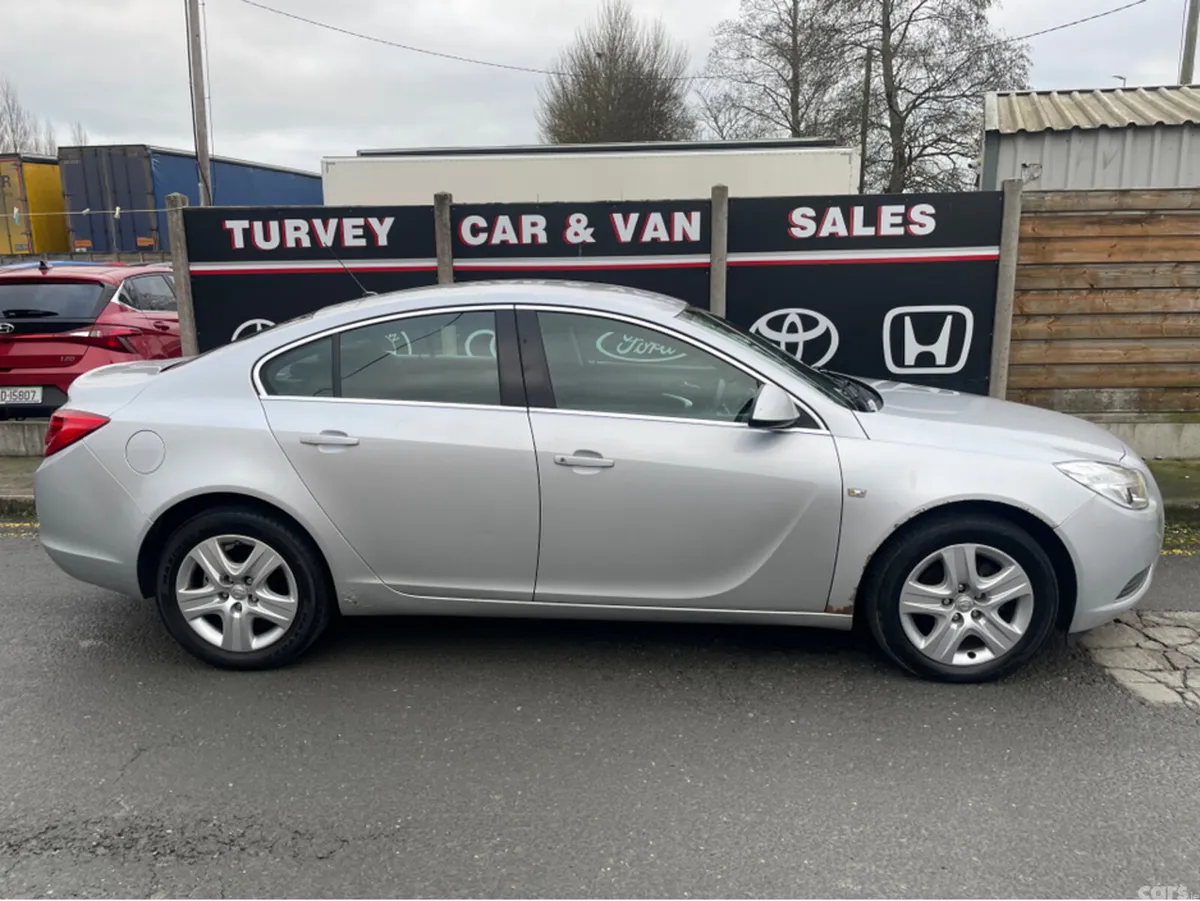 Opel Insignia Saloon, Diesel, 2010, Silver