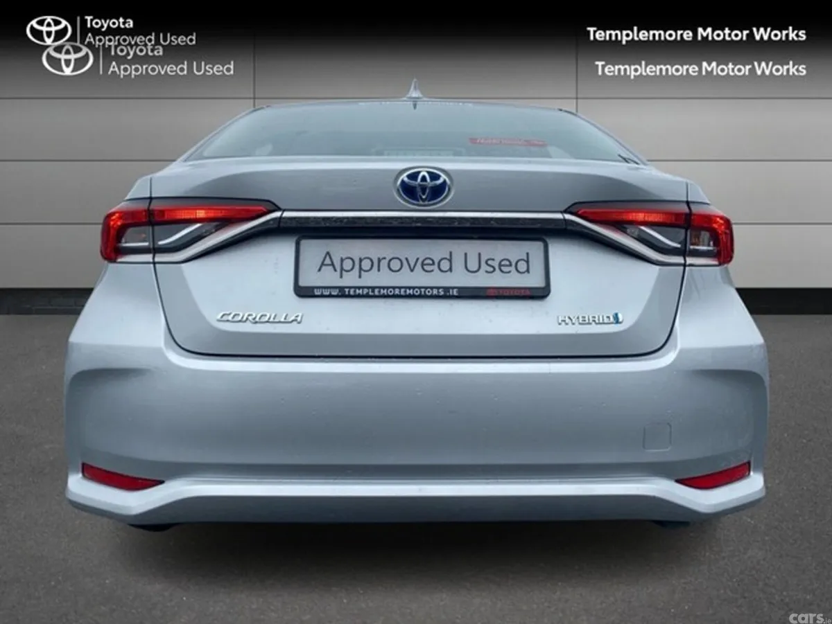 Toyota Corolla Saloon, Petrol Hybrid, 2021, Grey