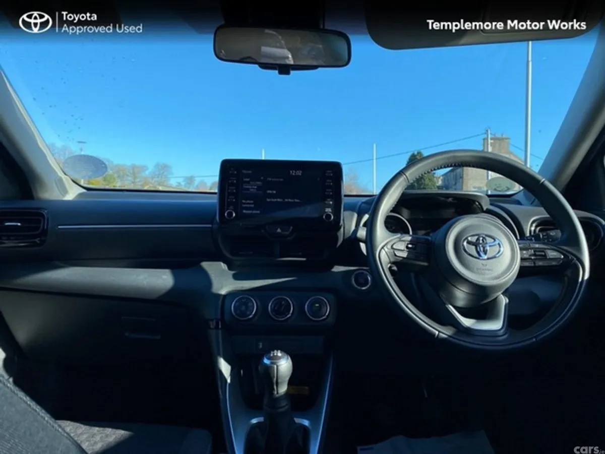 Toyota Yaris Hatchback, Petrol, 2023, Black