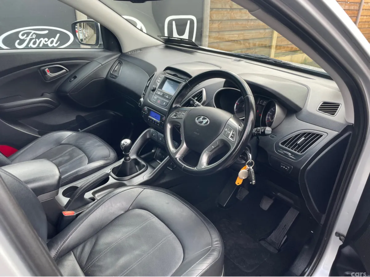 Hyundai ix35 SUV, Diesel, 2014, Silver