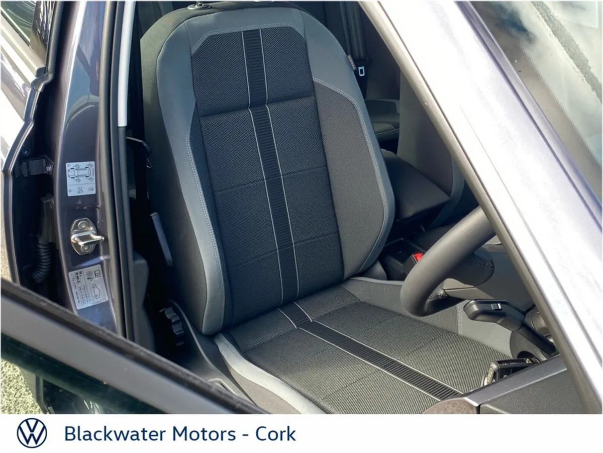 Volkswagen Polo Hatchback, Petrol, 2027, Grey