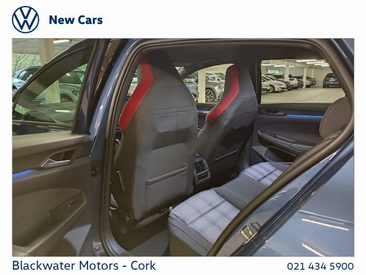 Volkswagen Golf Hatchback, Petrol, 2027, Blue