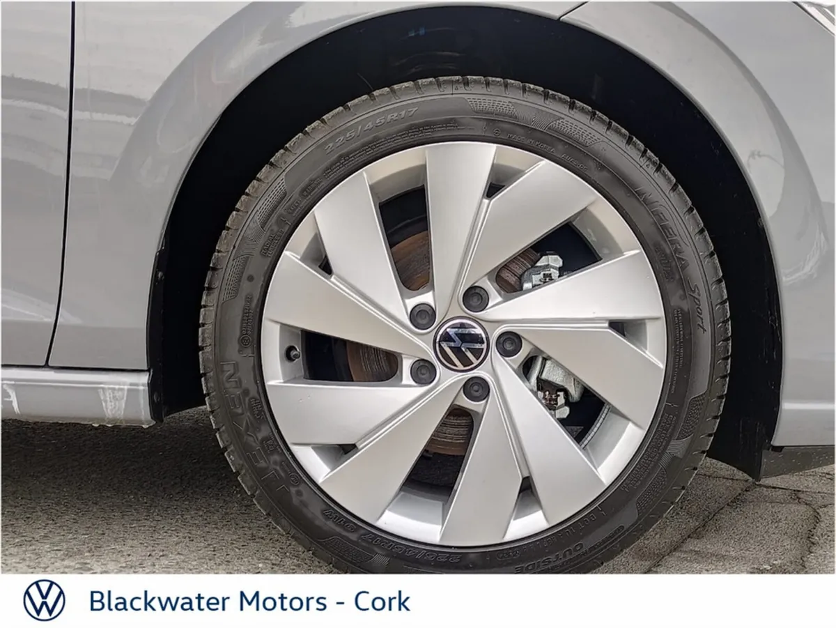 Volkswagen Golf Hatchback, Petrol, 2027, Grey