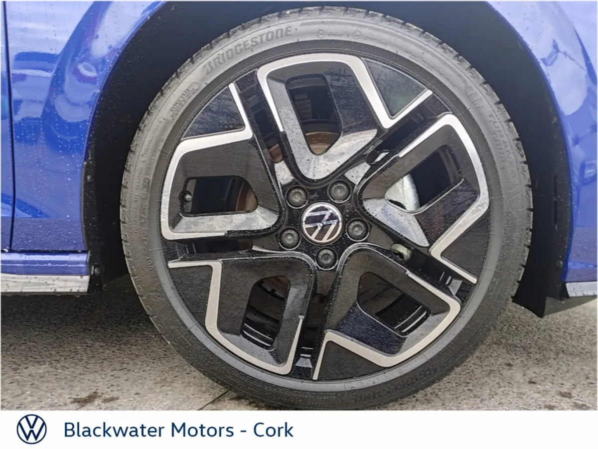 Volkswagen Golf Hatchback, Petrol, 2026, Blue