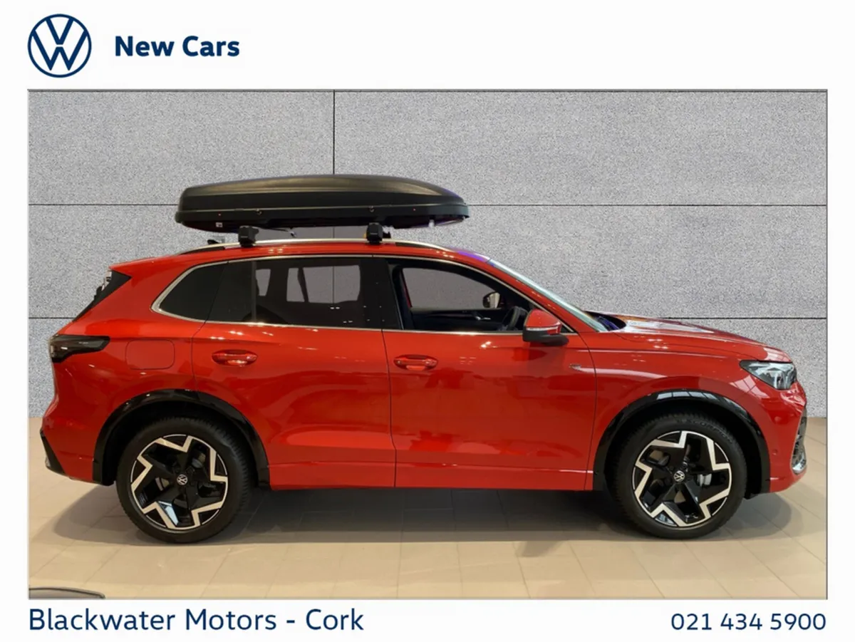 Volkswagen Tiguan SUV, Diesel, 2027, Red