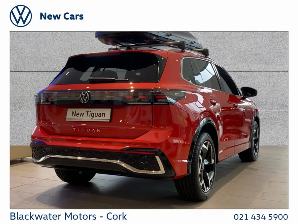 Volkswagen Tiguan SUV, Diesel, 2027, Red
