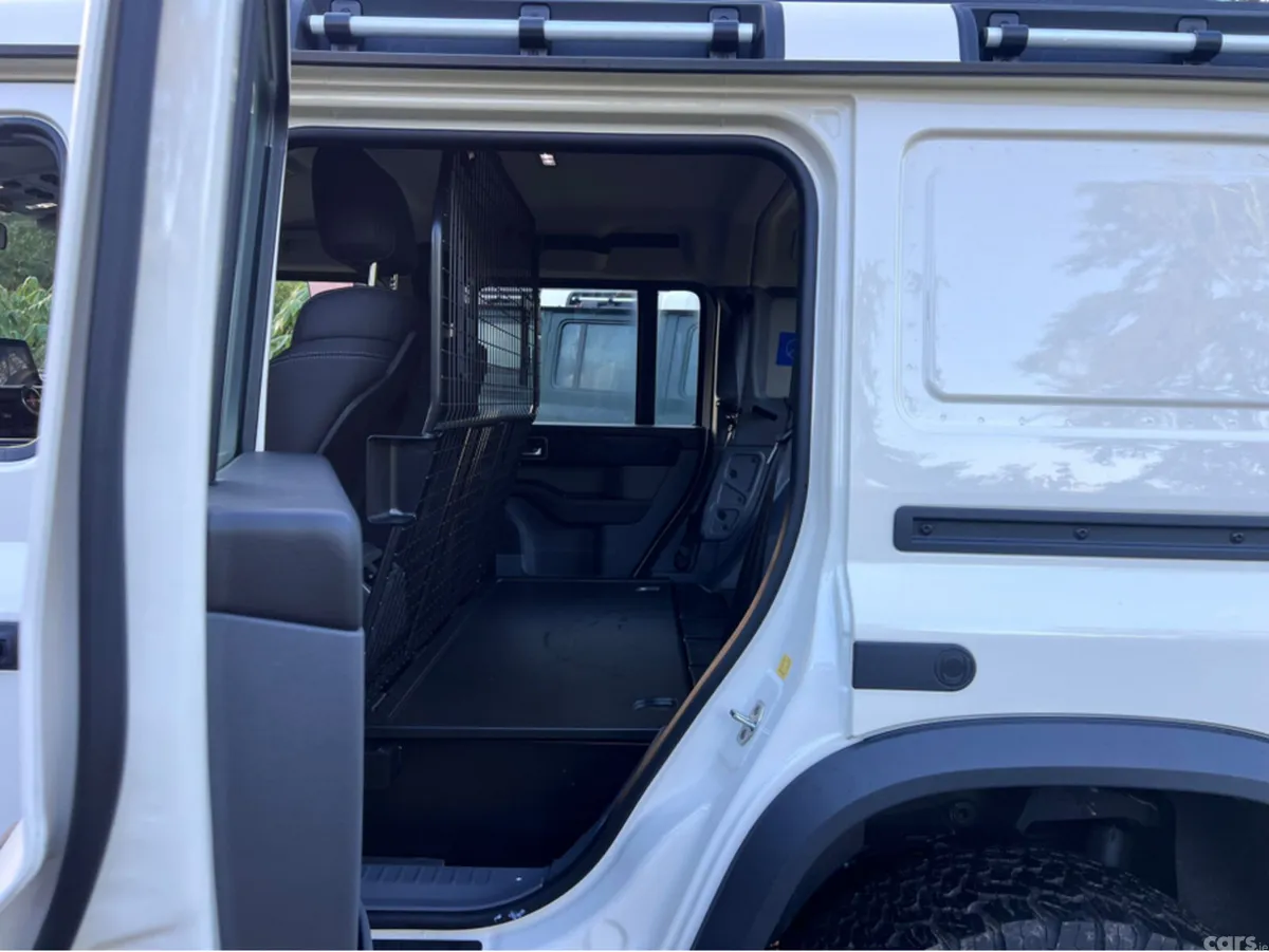 INEOS Grenadier SUV, Diesel, 2025, White