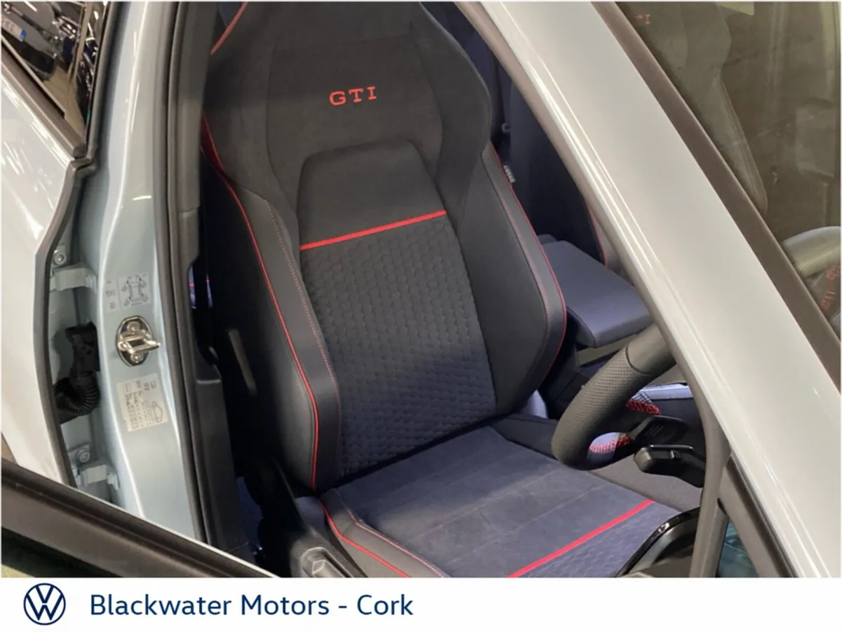 Volkswagen Golf Hatchback, Petrol, 2026, Blue