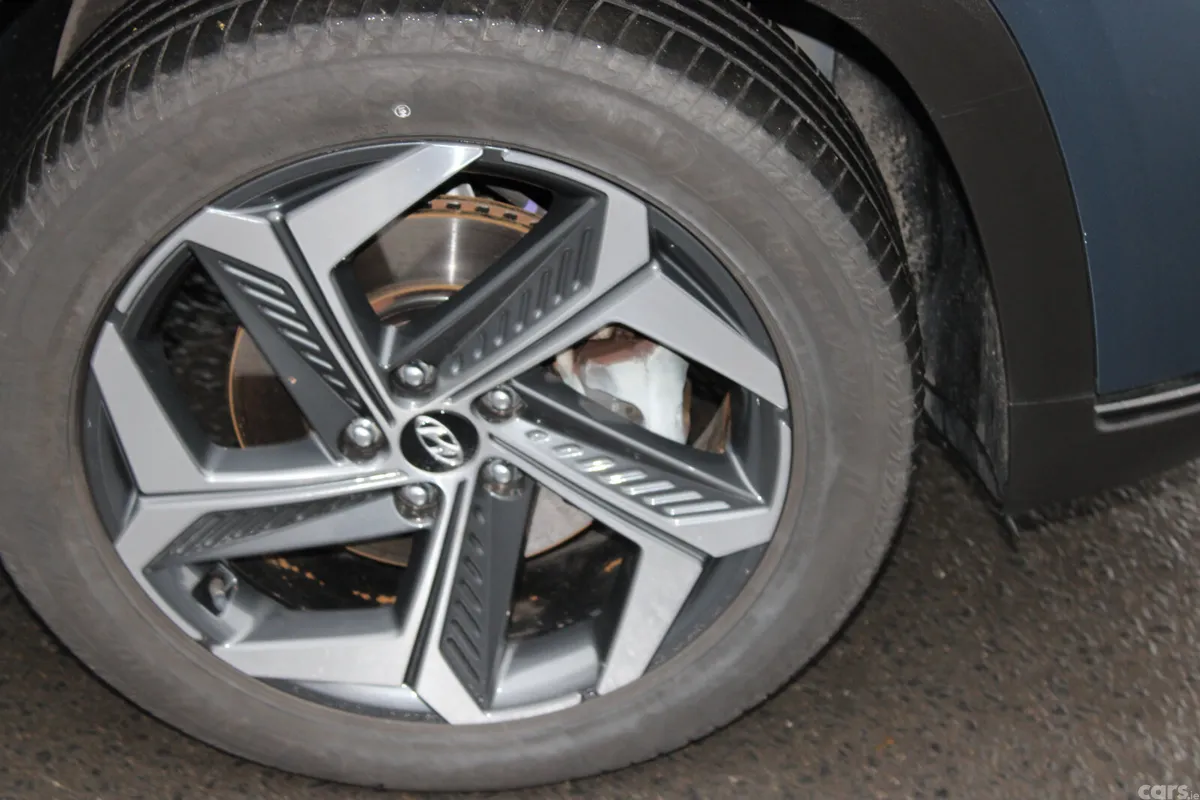 Hyundai Tucson SUV, Petrol Hybrid, 2024, Blue