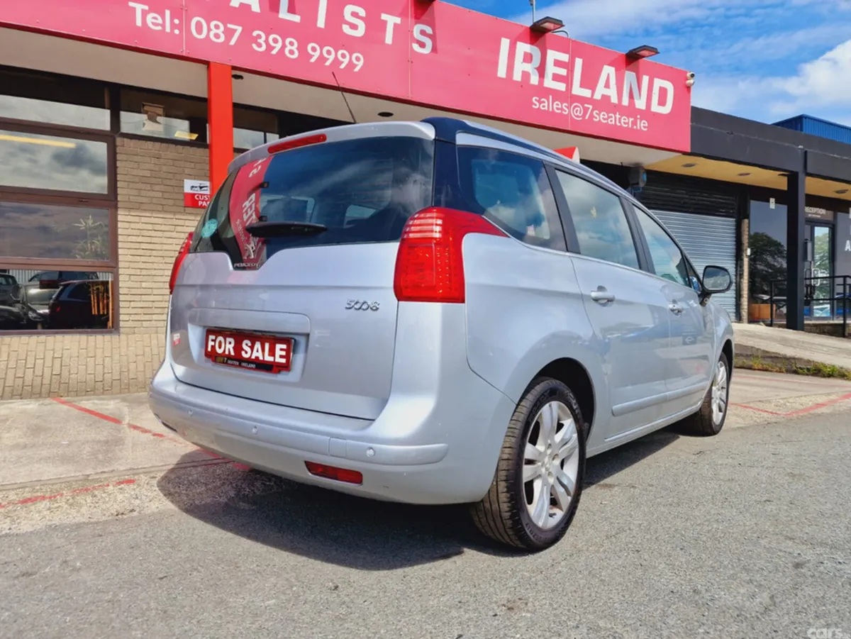 Peugeot 5008 MPV, Diesel, 2015, Grey