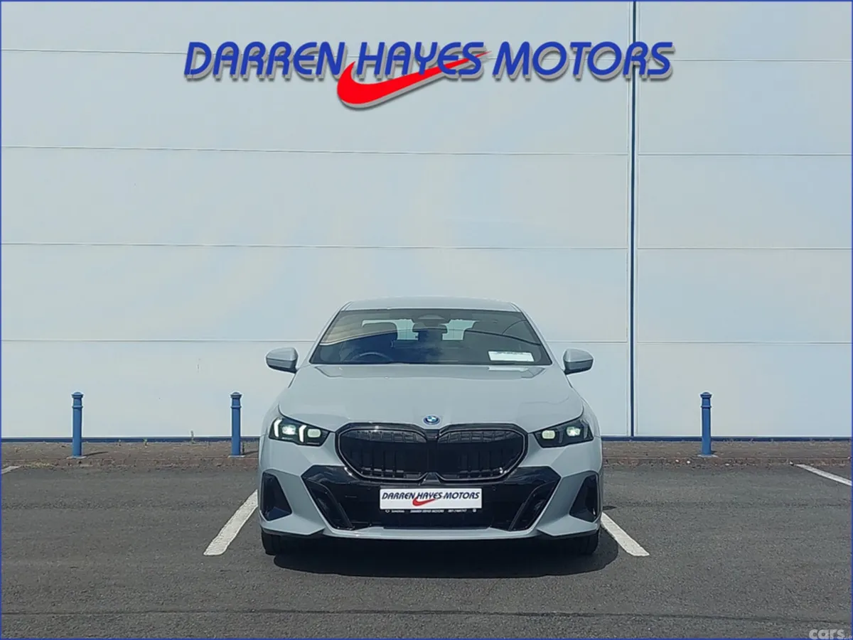 BMW 5-Series Saloon, Petrol Plug-in Hybrid, 2025, Grey