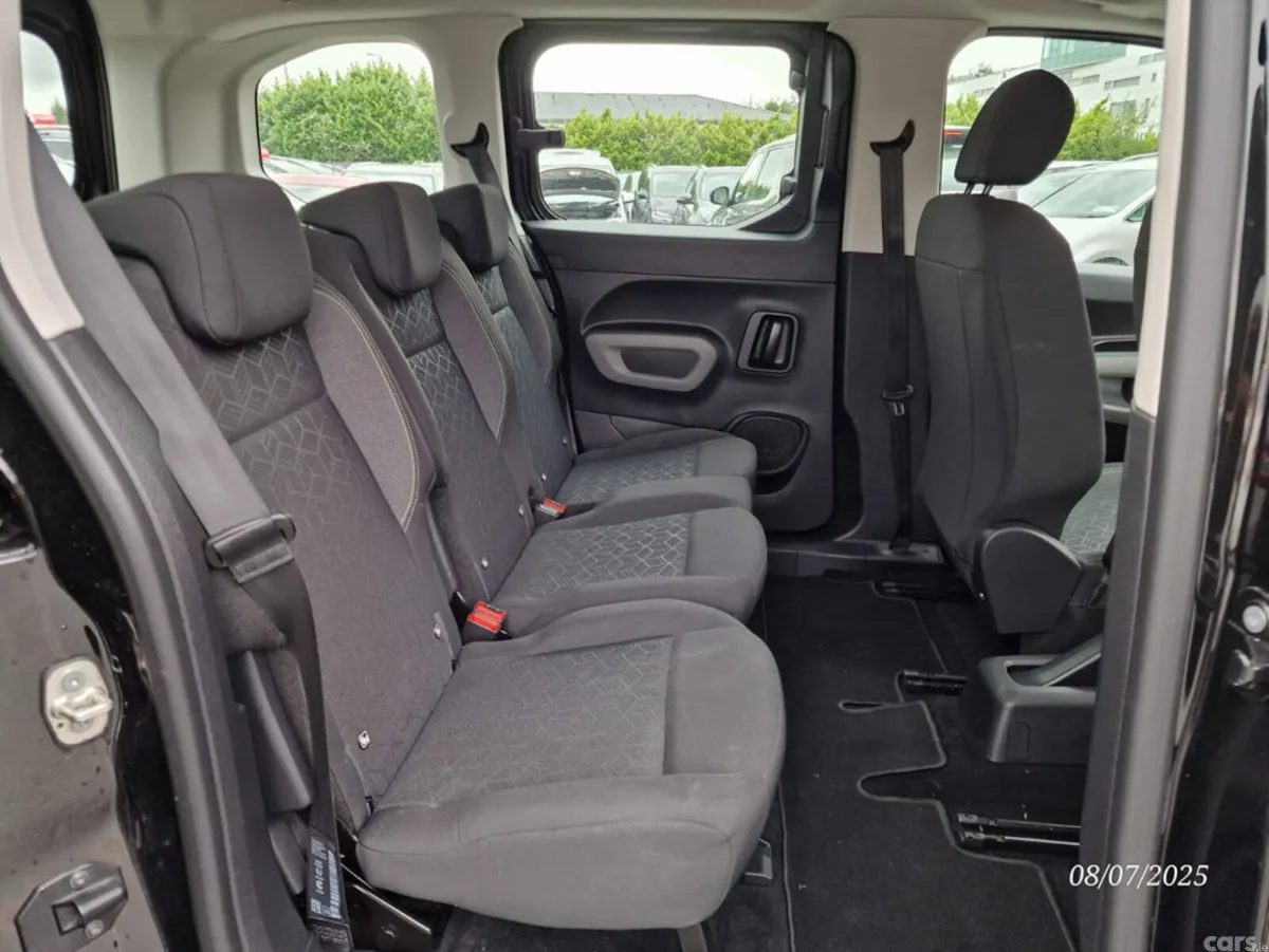 Peugeot Rifter MPV, Diesel, 2021, Black