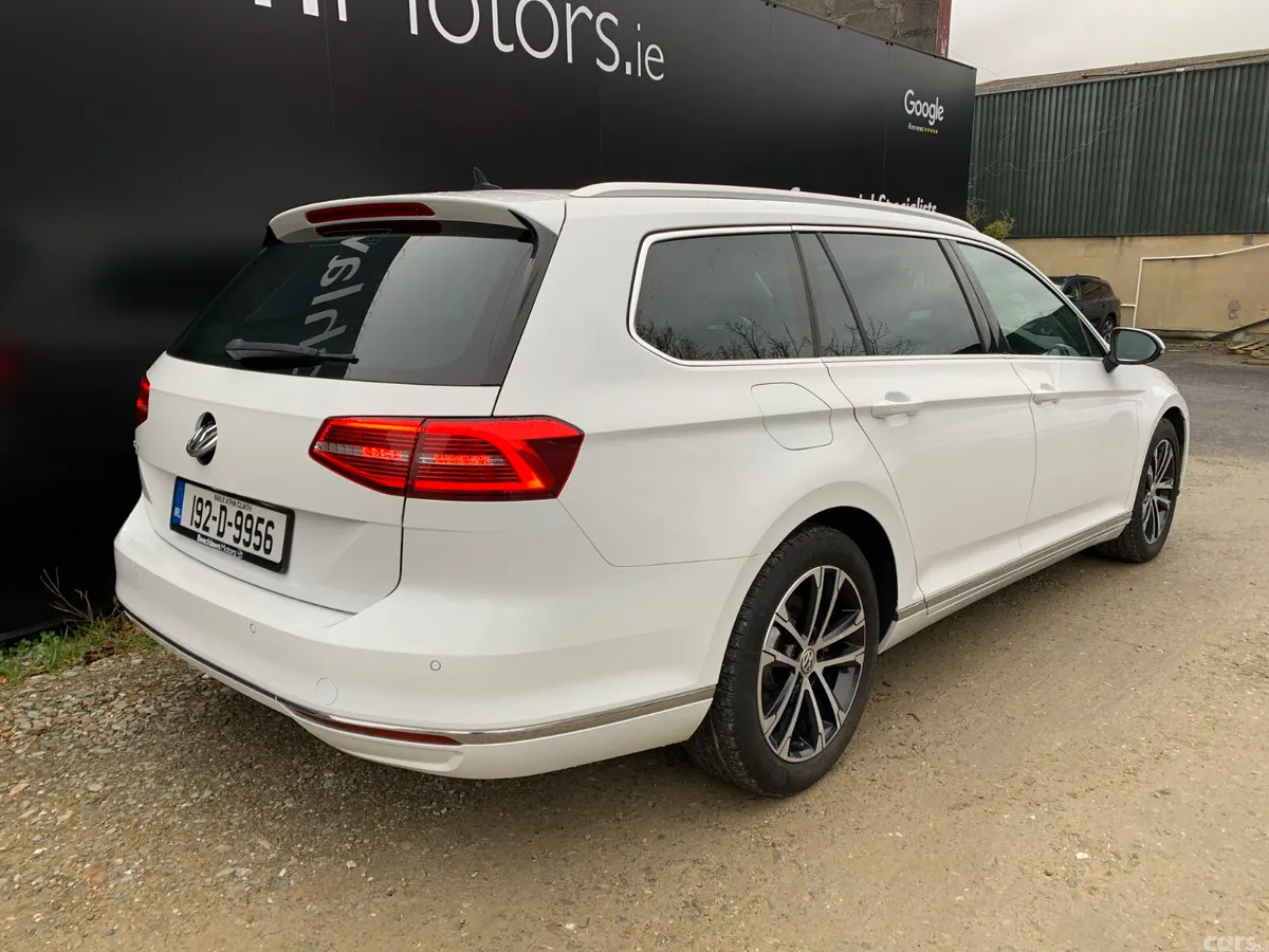 Volkswagen Passat Estate, Diesel, 2019, White