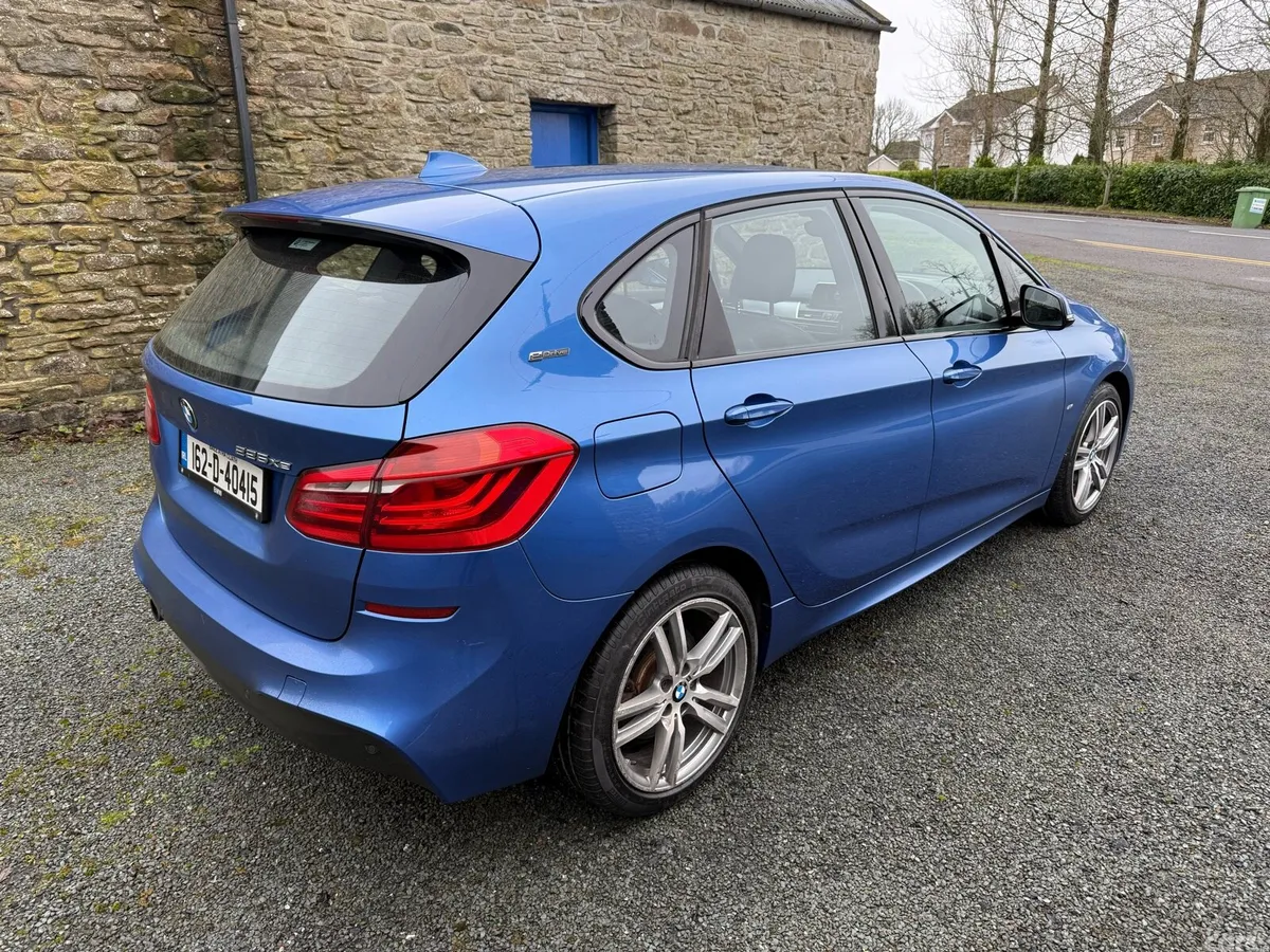 BMW 2-Series Hatchback, Petrol Plug-in Hybrid, 2016, Blue