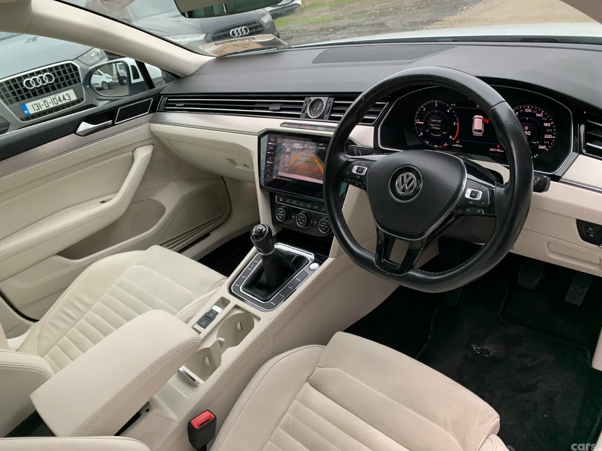 Volkswagen Passat Estate, Diesel, 2019, White
