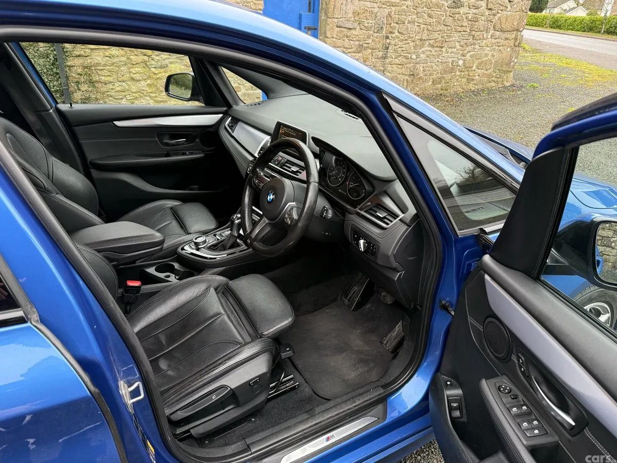 BMW 2-Series Hatchback, Petrol Plug-in Hybrid, 2016, Blue