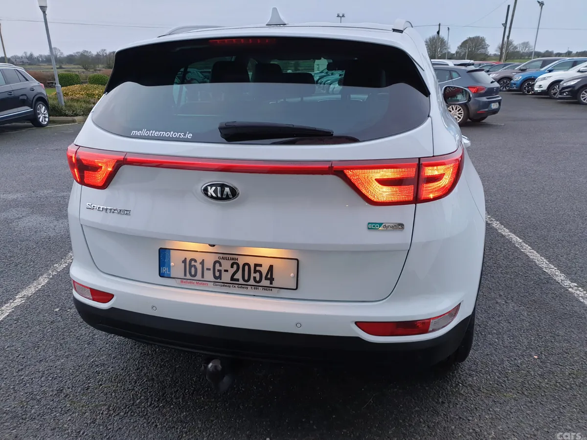 Kia Sportage SUV, Diesel, 2016, White