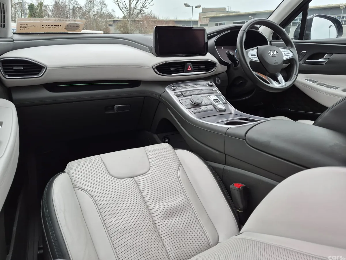 Hyundai Santa Fe SUV, Petrol Plug-in Hybrid, 2022, Black