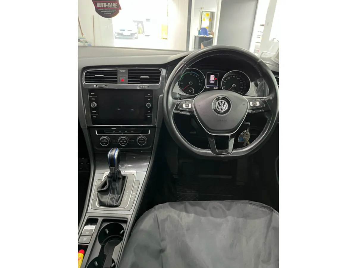 Volkswagen e-Golf Estate, Electric, 2019, Grey