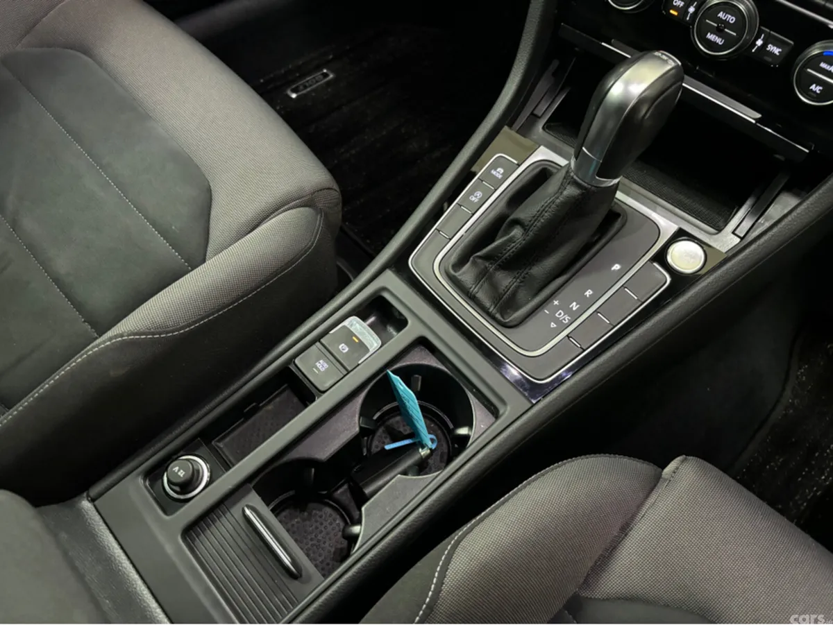 Volkswagen Golf Hatchback, Petrol, 2019, Gold